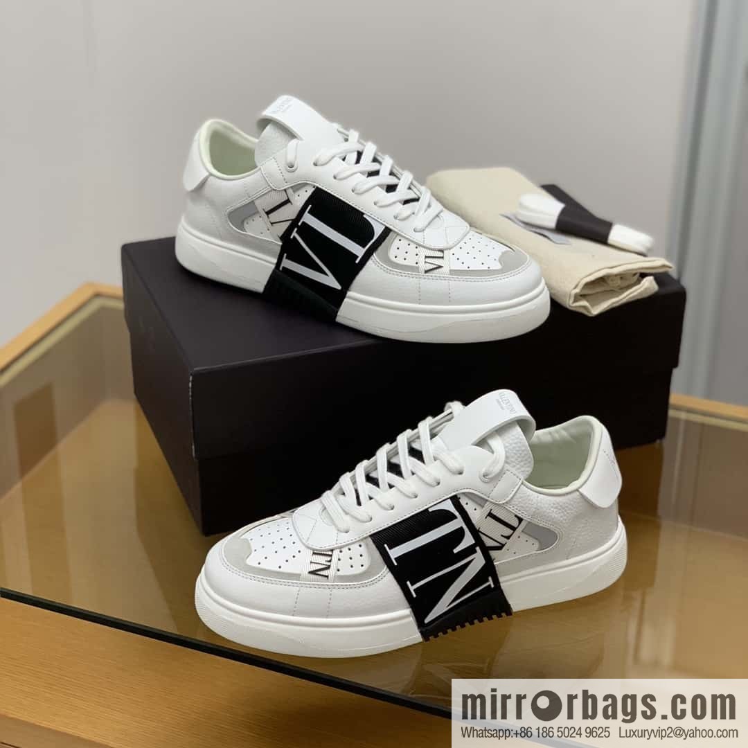 Valentino VLTN logo strap Unisex sneakers