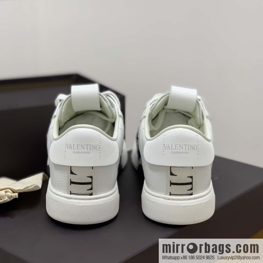 Valentino VLTN logo strap Unisex sneakers