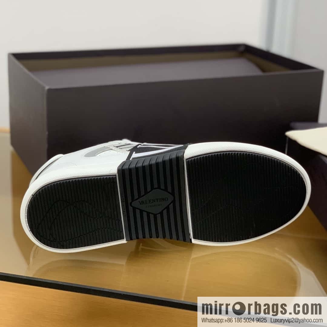 Valentino VLTN logo strap Unisex sneakers