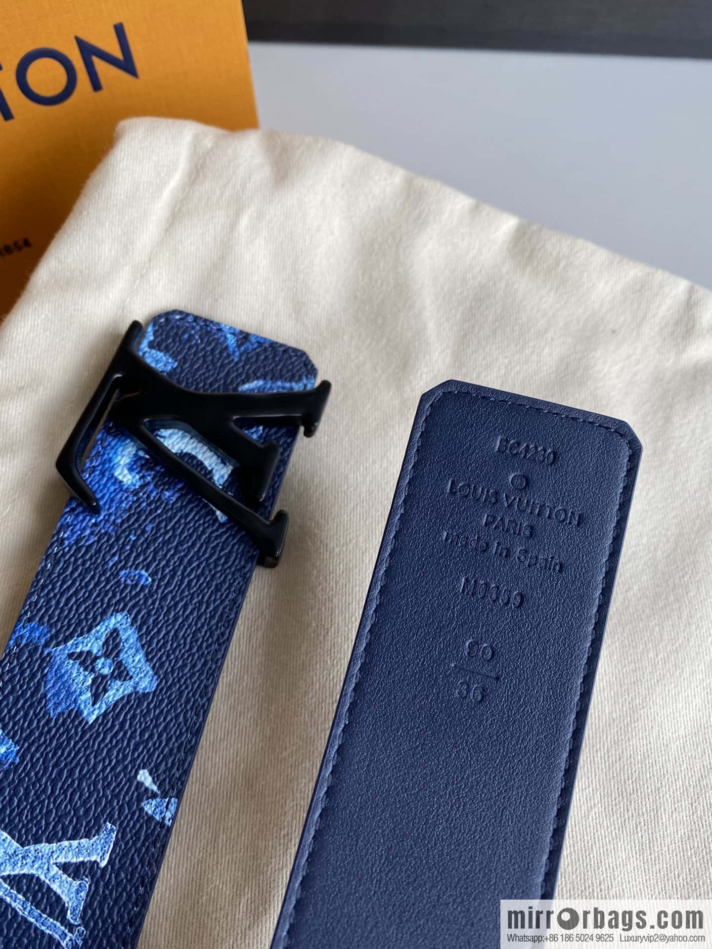 LV/Louis Vuitton Monogran pattern on canvas SHAPE 40mm double-sided belt