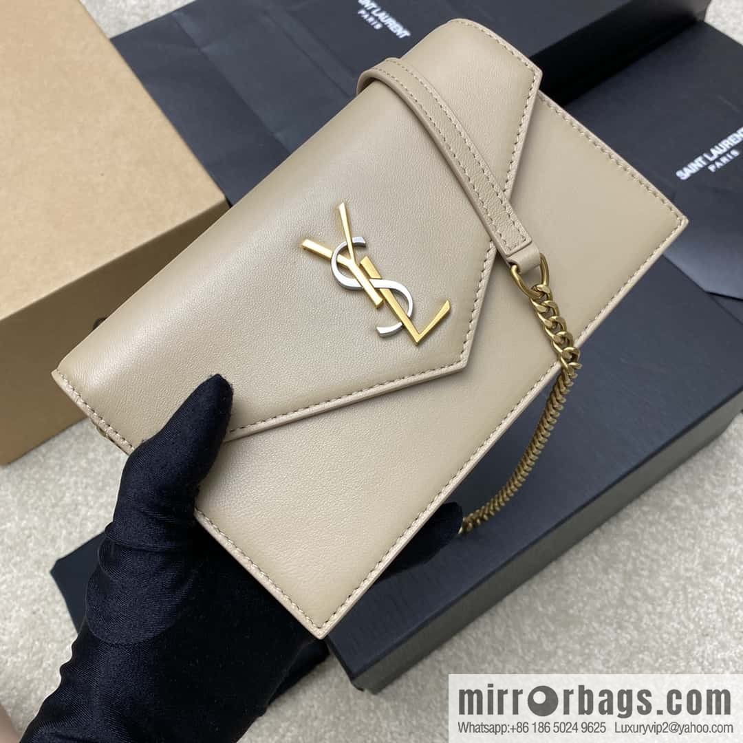 Y new LE CASSANDRE smooth leather (fabric) envelope chain strap wallet apricot sheepskin/gold Model: 743050