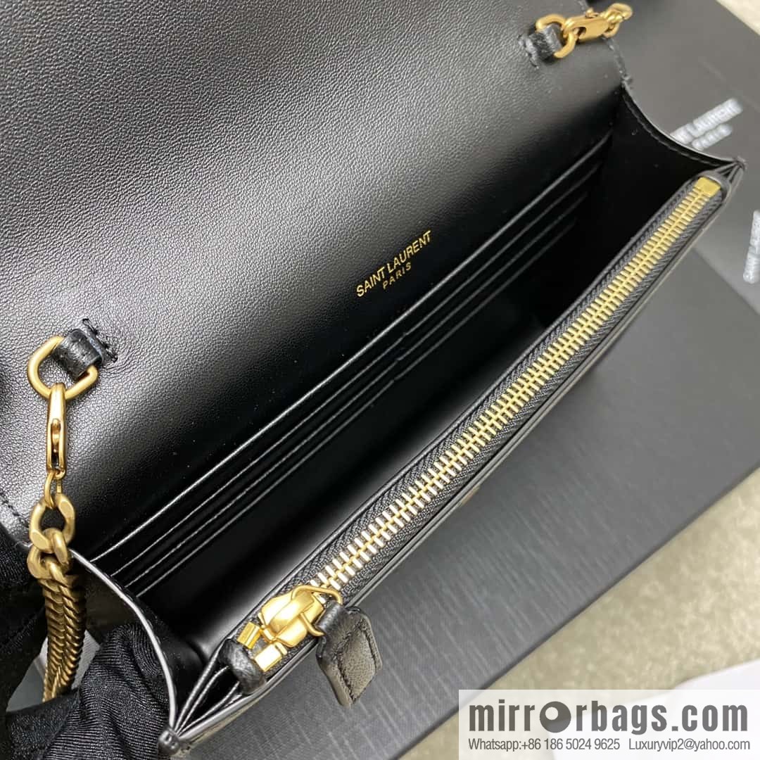 Y new LE CASSANDRE smooth leather (fabric) envelope chain strap wallet black sheepskin/gold Model: 743050