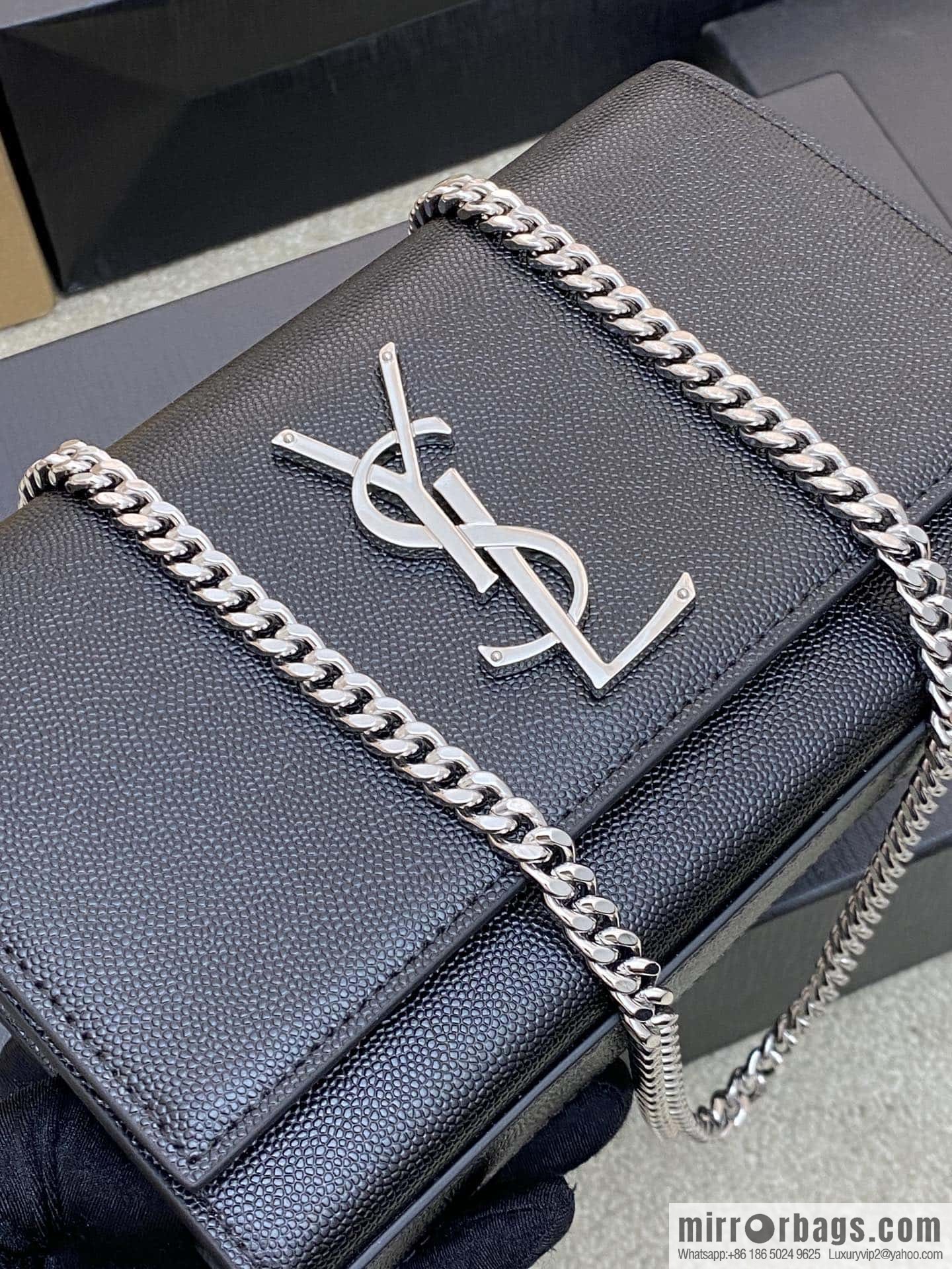 KATE most classic style crocodile leather black ball pattern/white steel model: 377629
