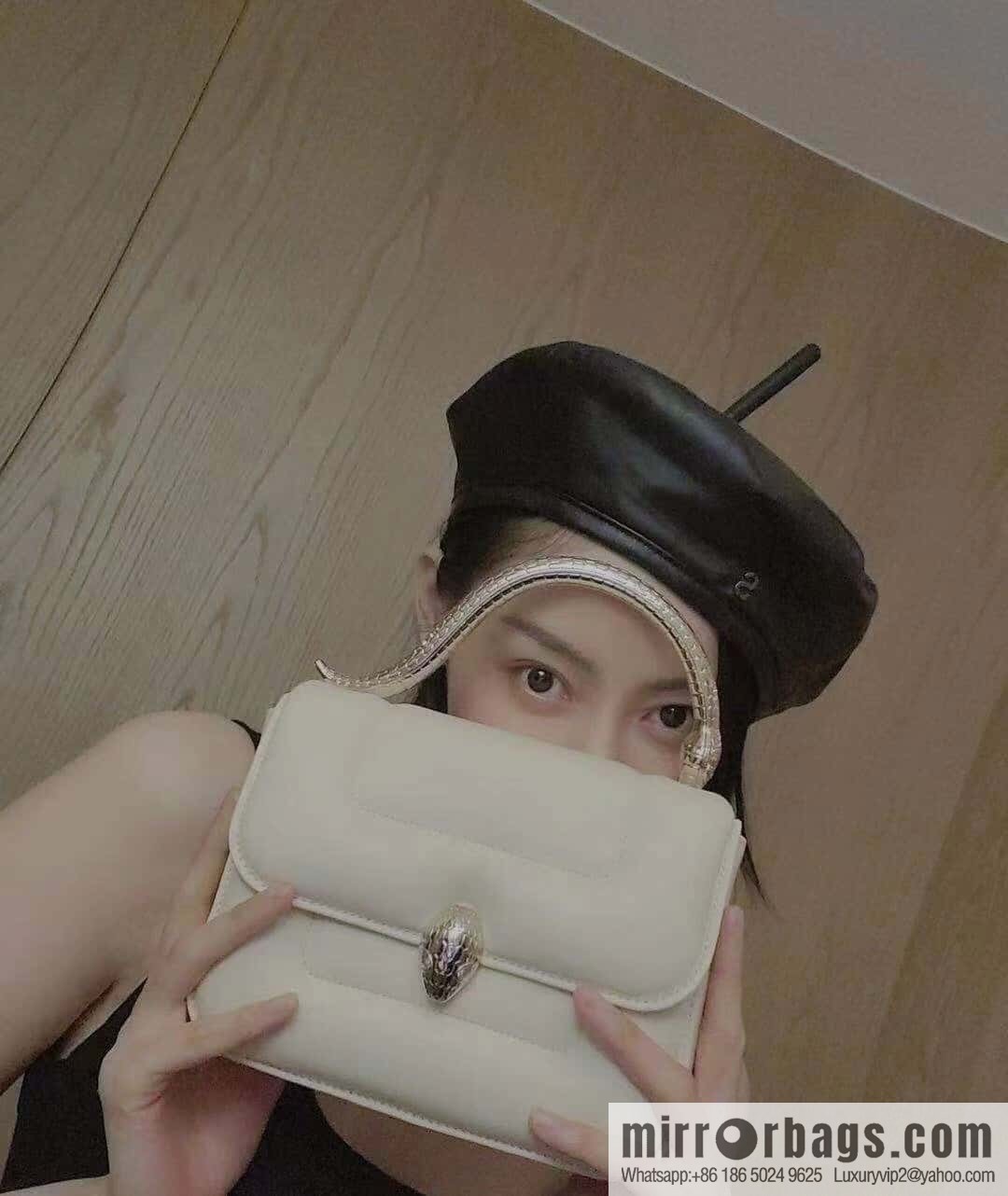 BVLGARI Bulgari small sheepskin snakehead bag Model: 291071