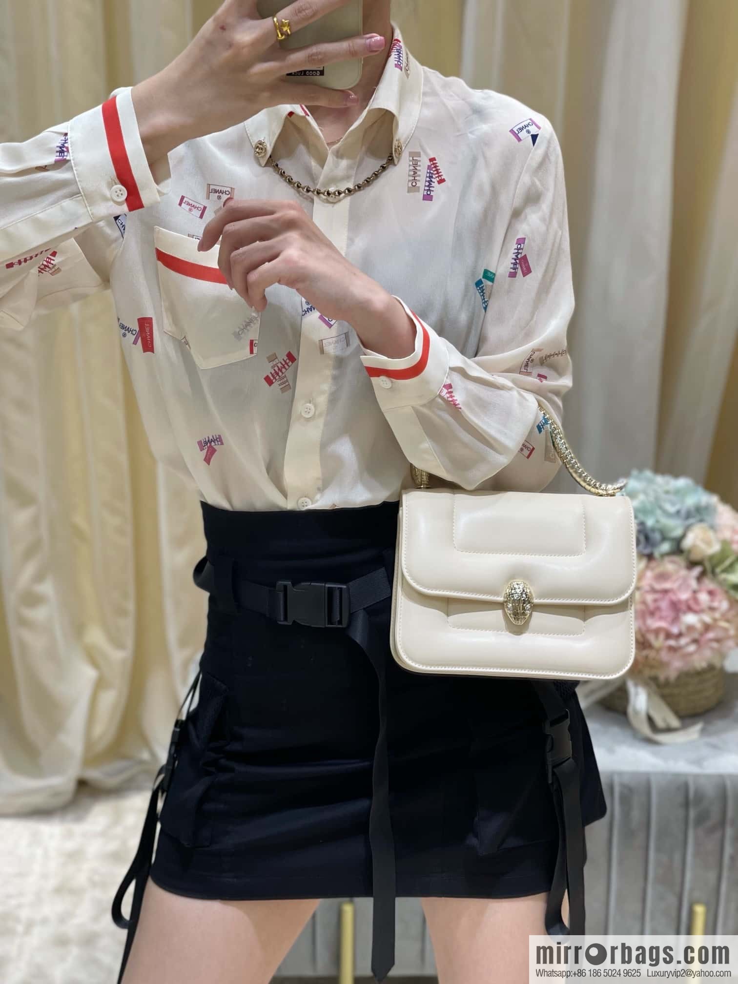 BVLGARI Bulgari small sheepskin snakehead bag Model: 291071