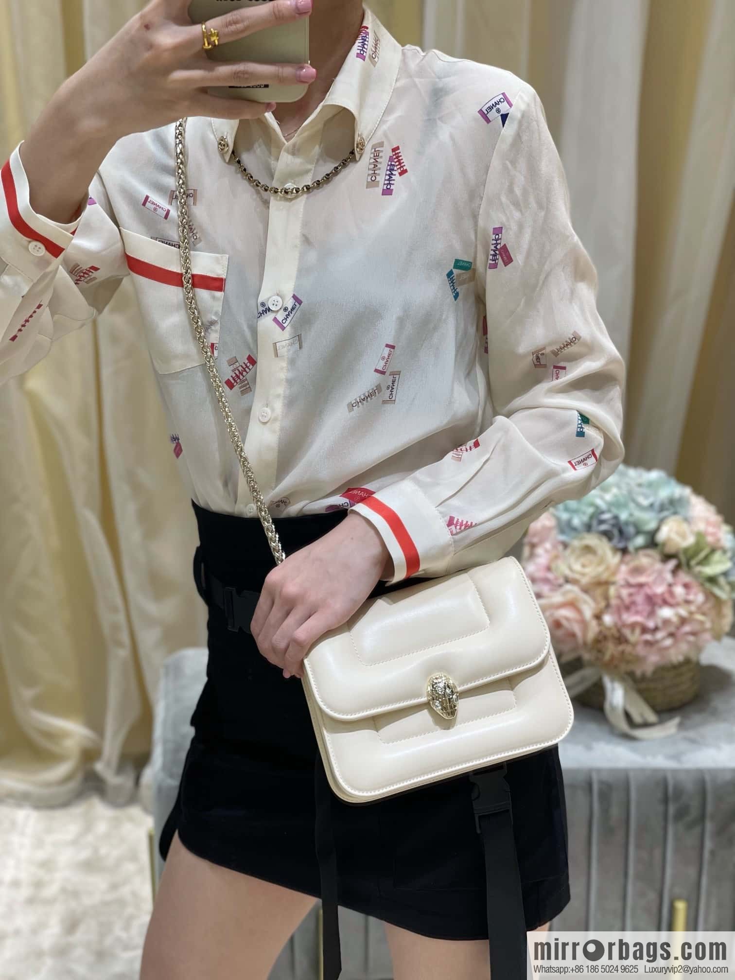 BVLGARI Bulgari small sheepskin snakehead bag Model: 291071