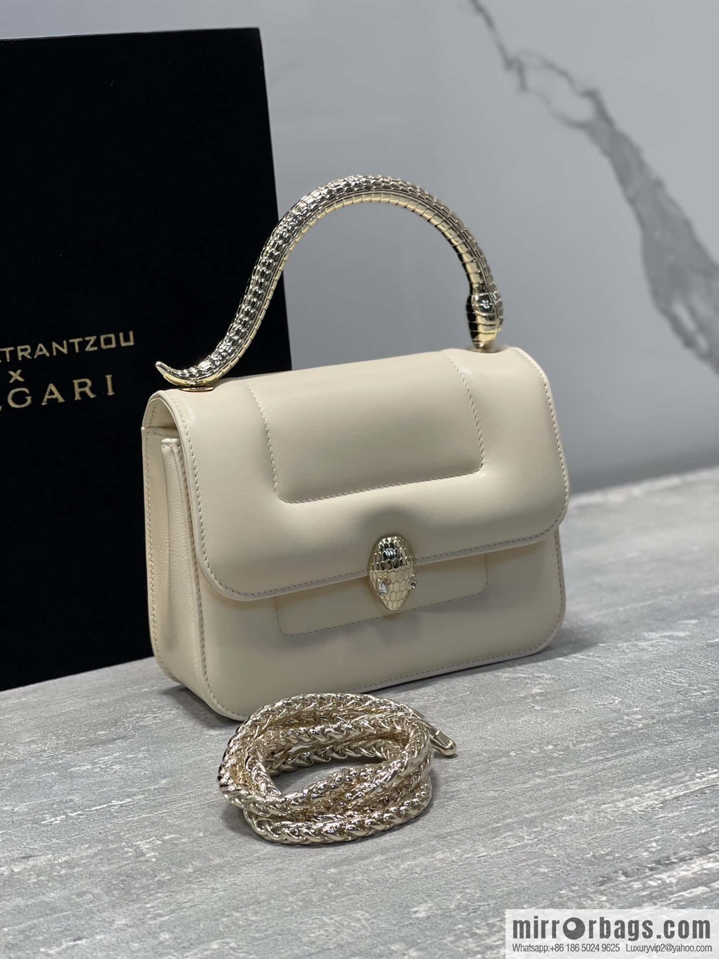 BVLGARI Bulgari small sheepskin snakehead bag Model: 291071