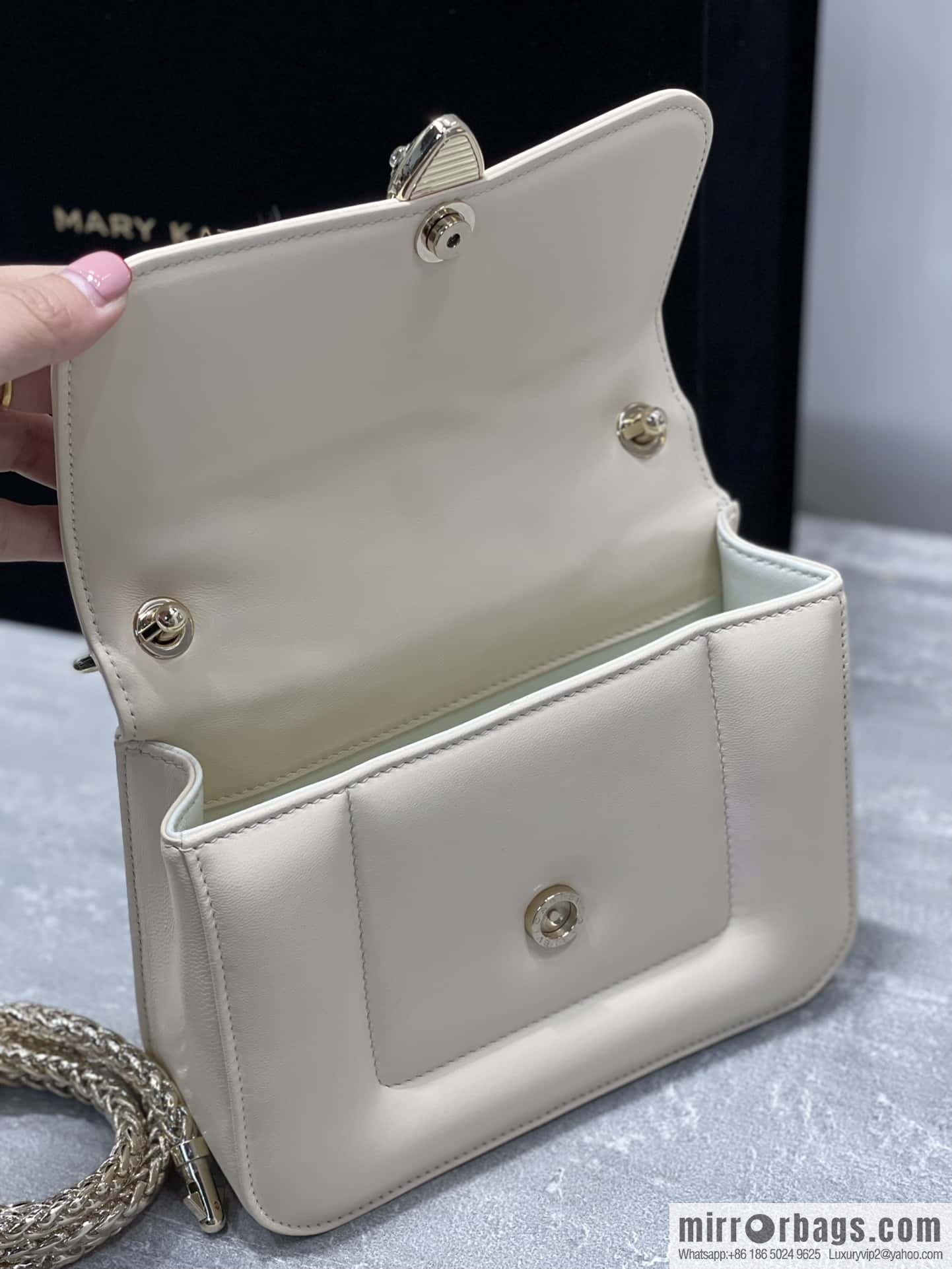 BVLGARI Bulgari small sheepskin snakehead bag Model: 291071
