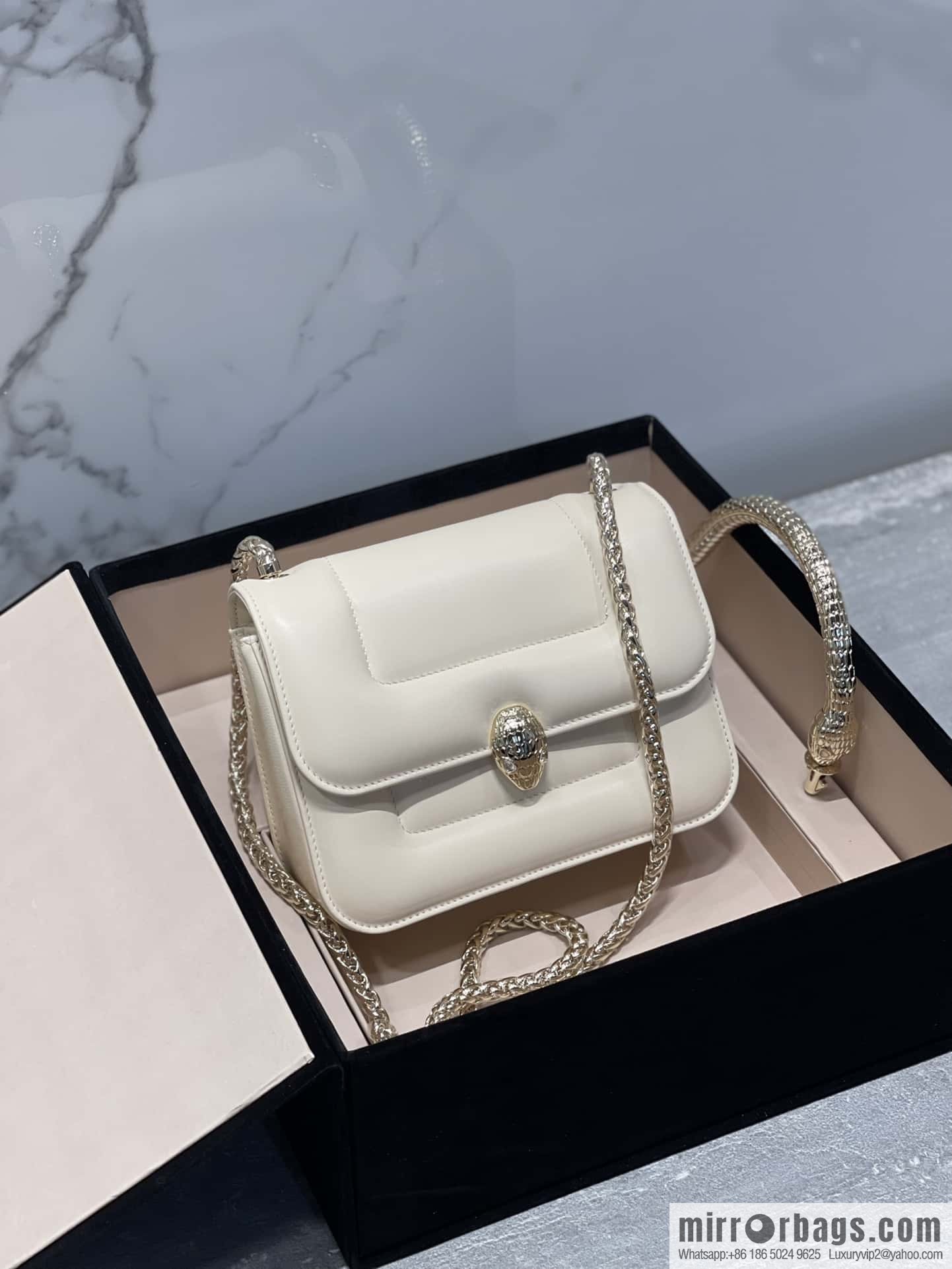 BVLGARI Bulgari small sheepskin snakehead bag Model: 291071