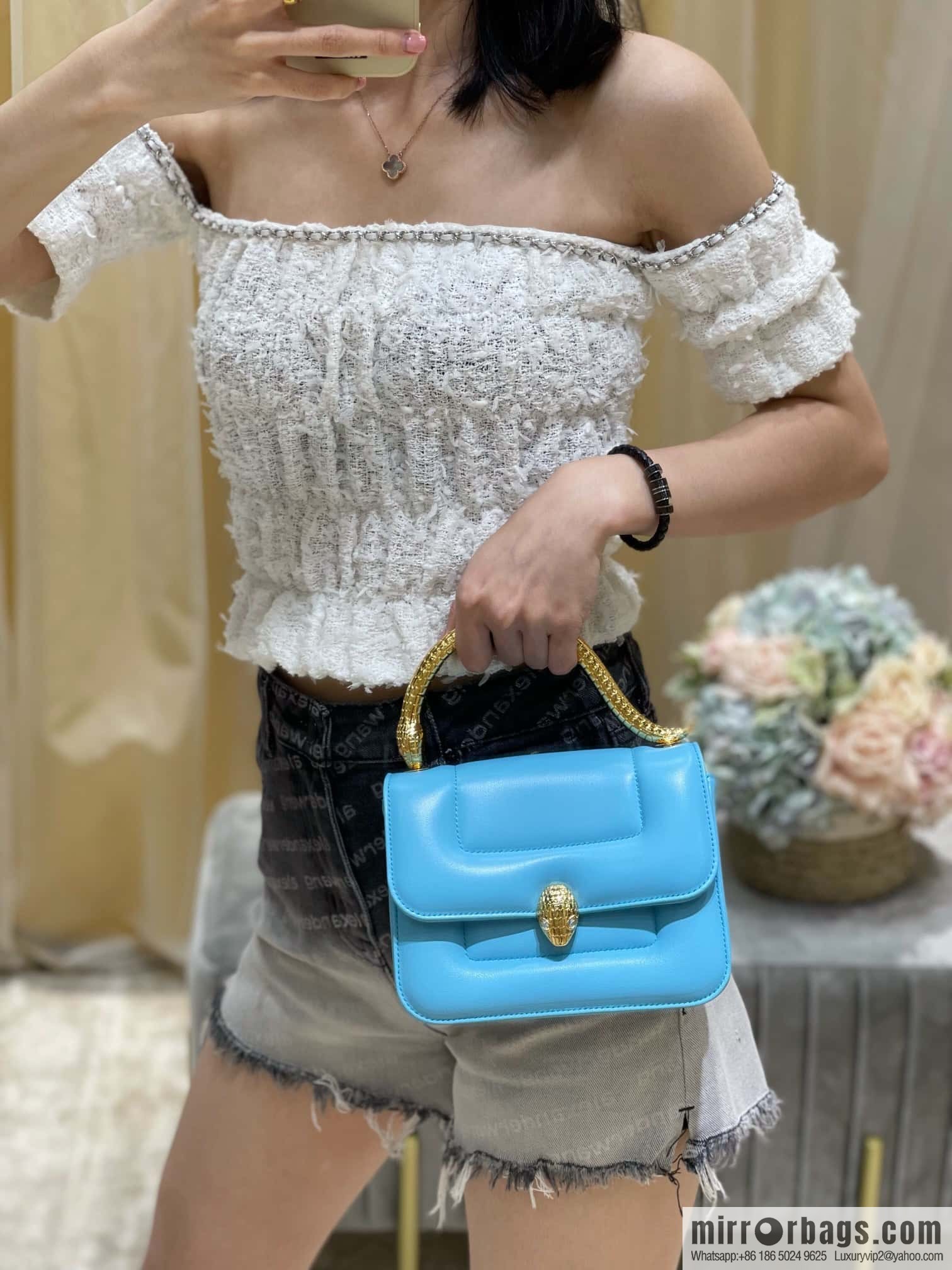 BVLGARI Bulgari small sheepskin snakehead bag Model: 291071