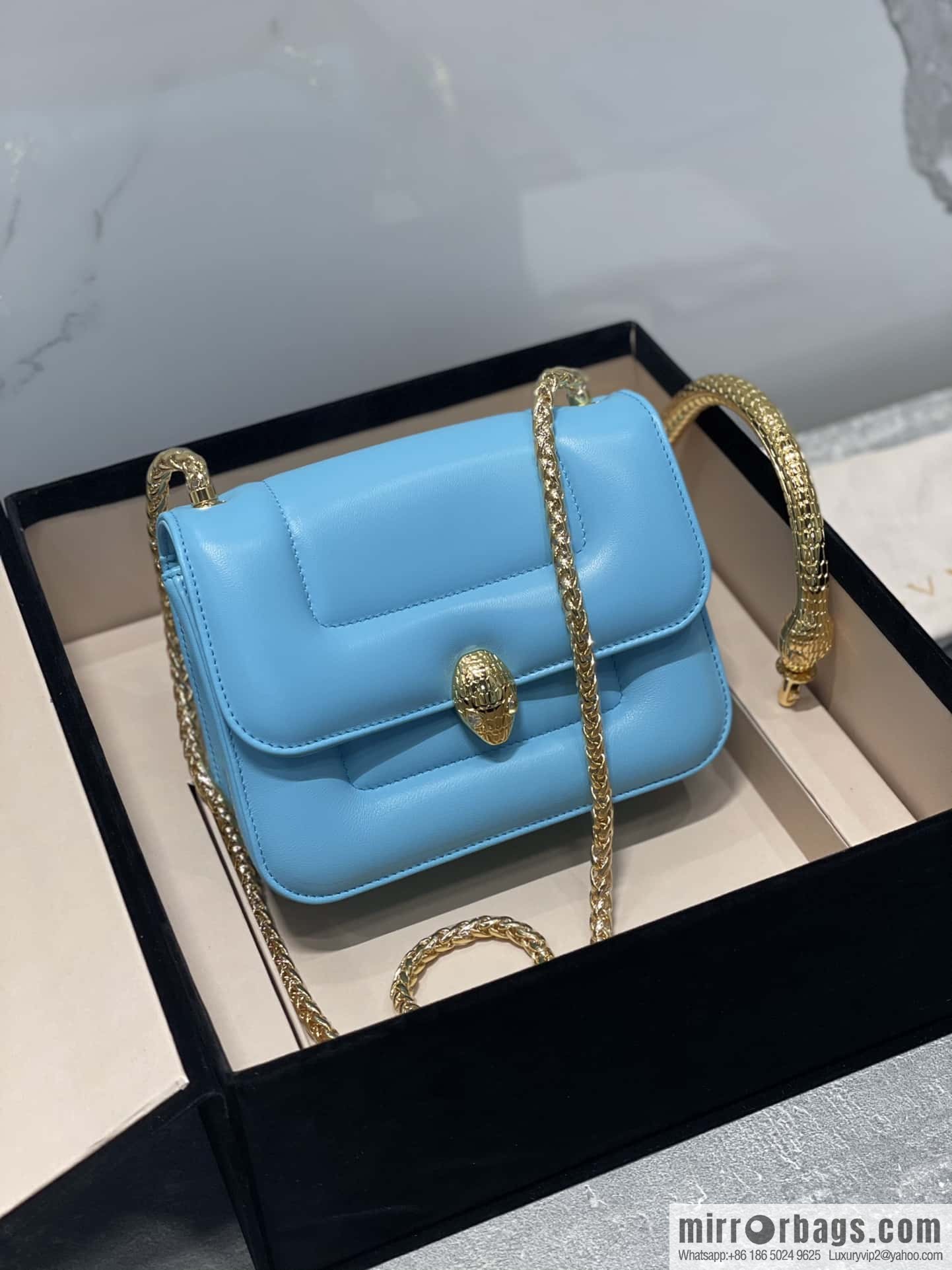 BVLGARI Bulgari small sheepskin snakehead bag Model: 291071