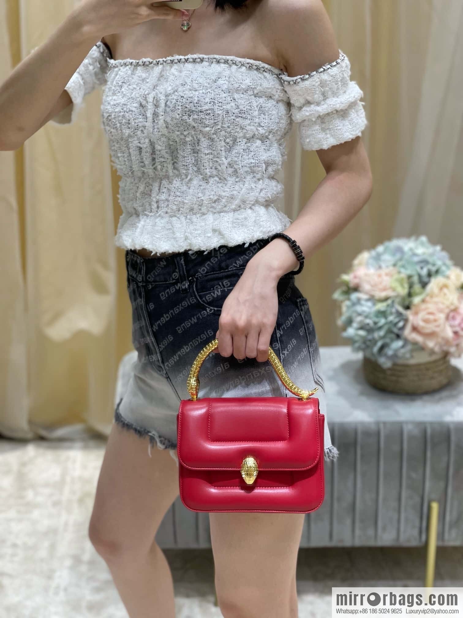 BVLGARI Bulgari small sheepskin snakehead bag Model: 291071