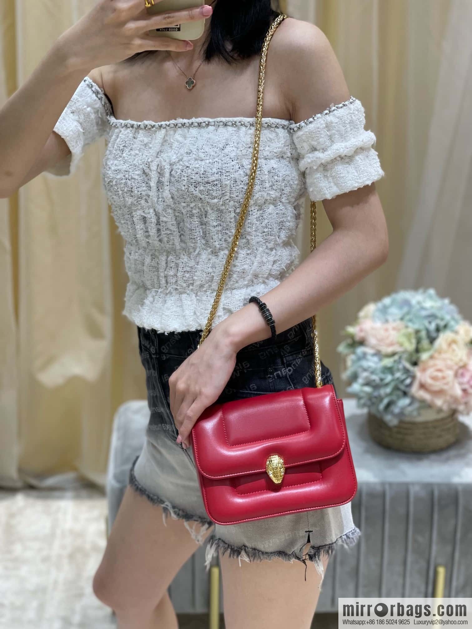 BVLGARI Bulgari small sheepskin snakehead bag Model: 291071