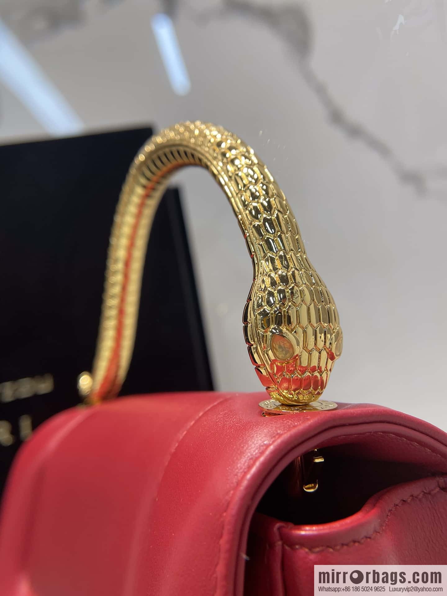 BVLGARI Bulgari small sheepskin snakehead bag Model: 291071