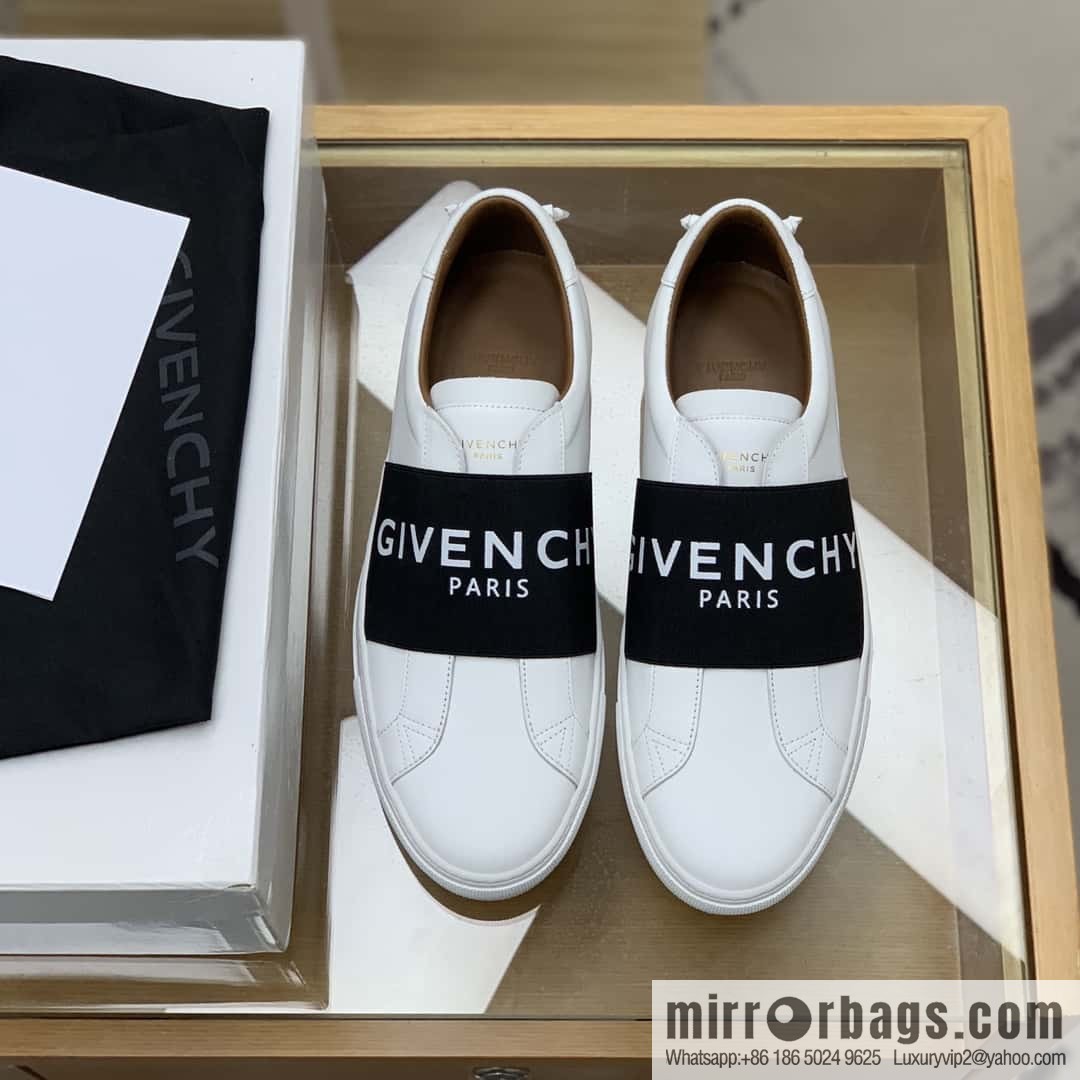 Givenchy/Givenchy, white leather (fabric) Urban Street His & Hers sneakers