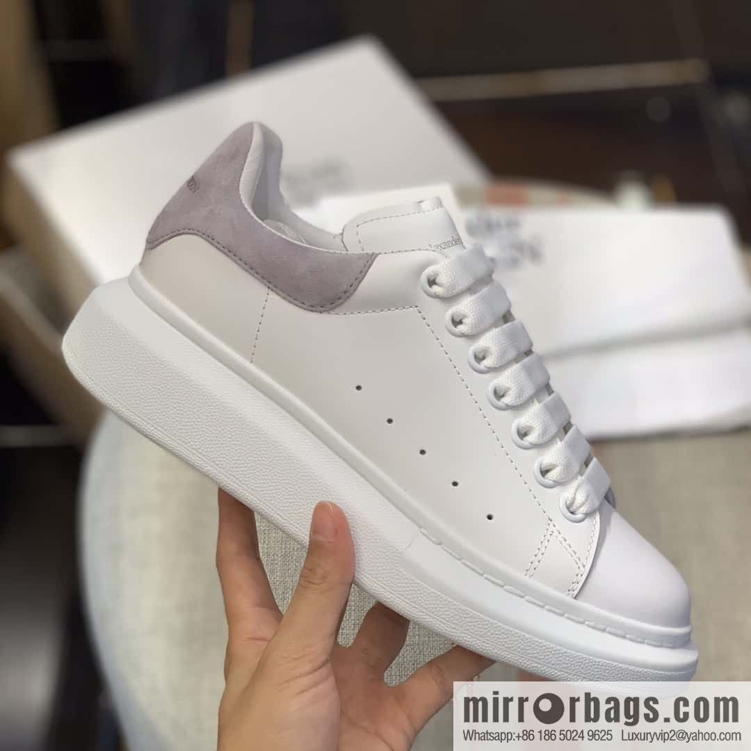 Alexander McQueen Alexander McQueen Light Grey Fleece Tail Unisex Sneakers