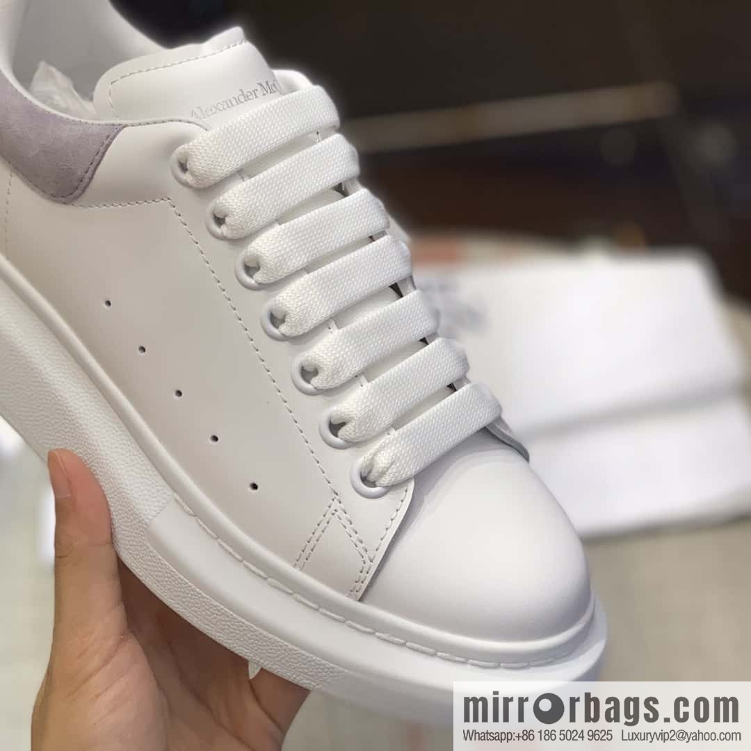 Alexander McQueen Alexander McQueen Light Grey Fleece Tail Unisex Sneakers