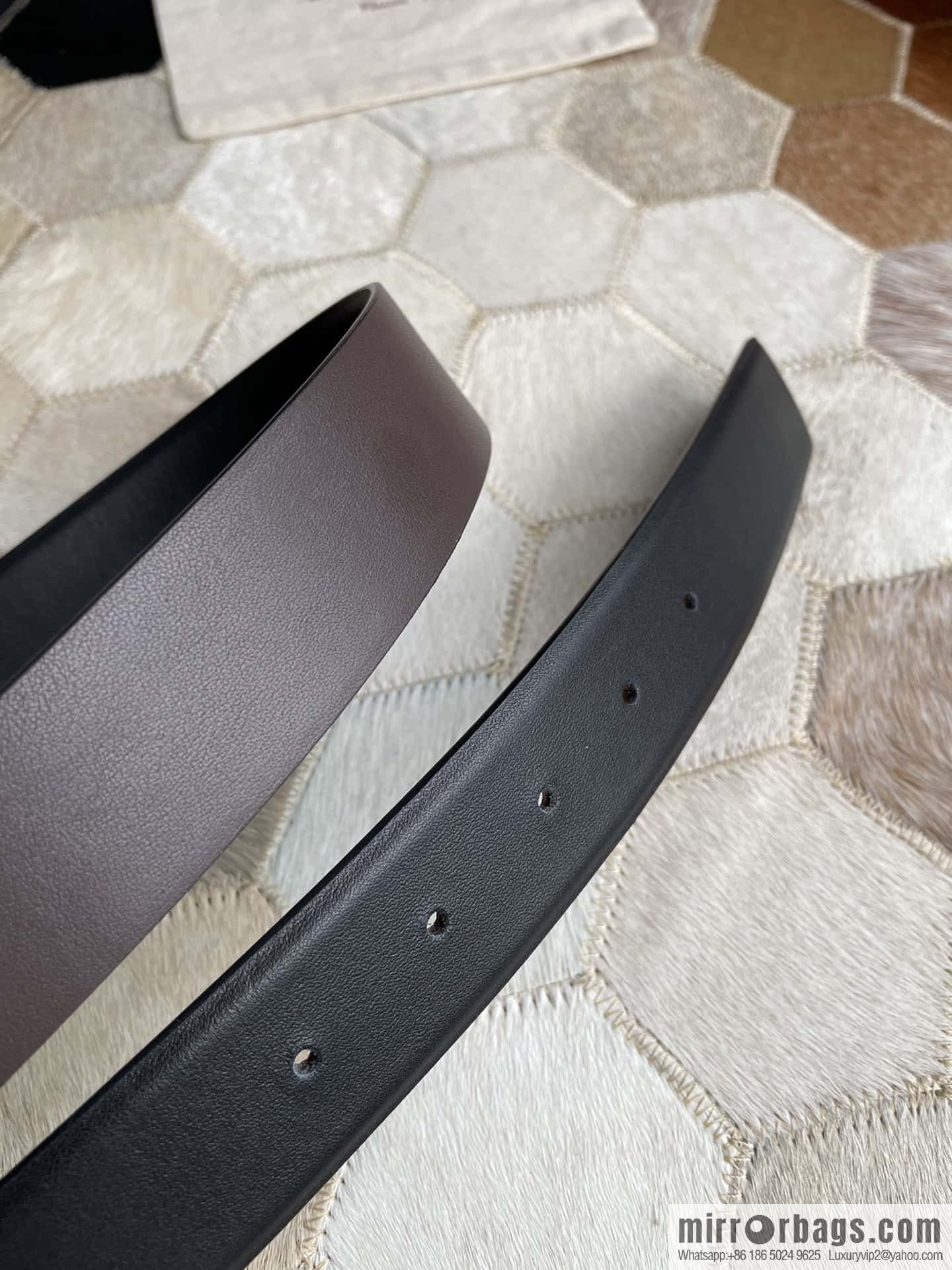 Salvatore Ferragamo Men's 3.5cm New Faceted Metal Clip Buckle Double Sided Belt