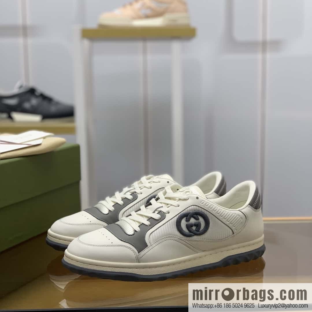 GUCCI beige and gray cowhide, mutual button double G embroidered logo, couple's men's and women's same sports and leisure shoes