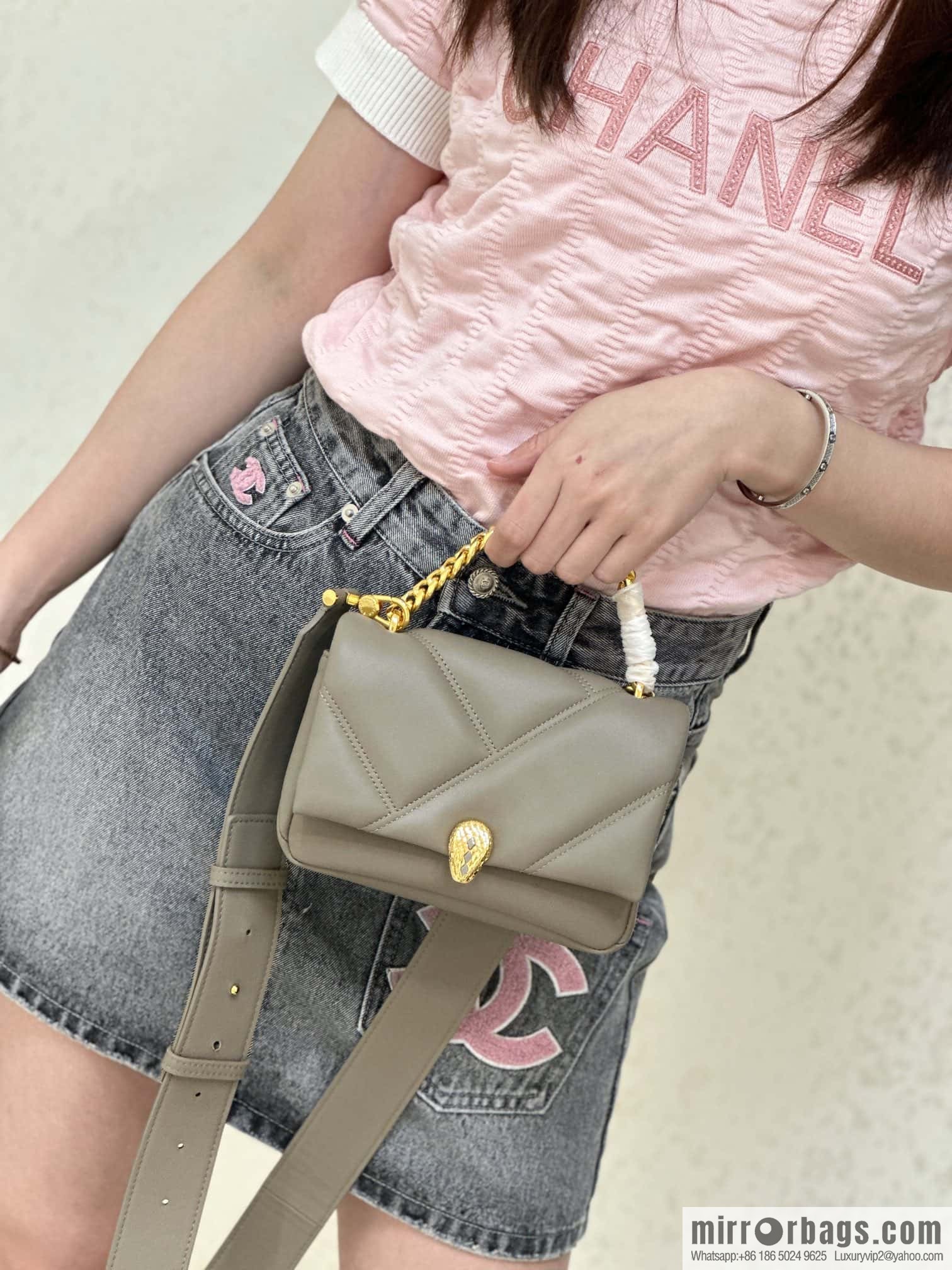 BVLGARI Bulgari SERPENTI CABOCHON series mini crossbody bag Model: 291085