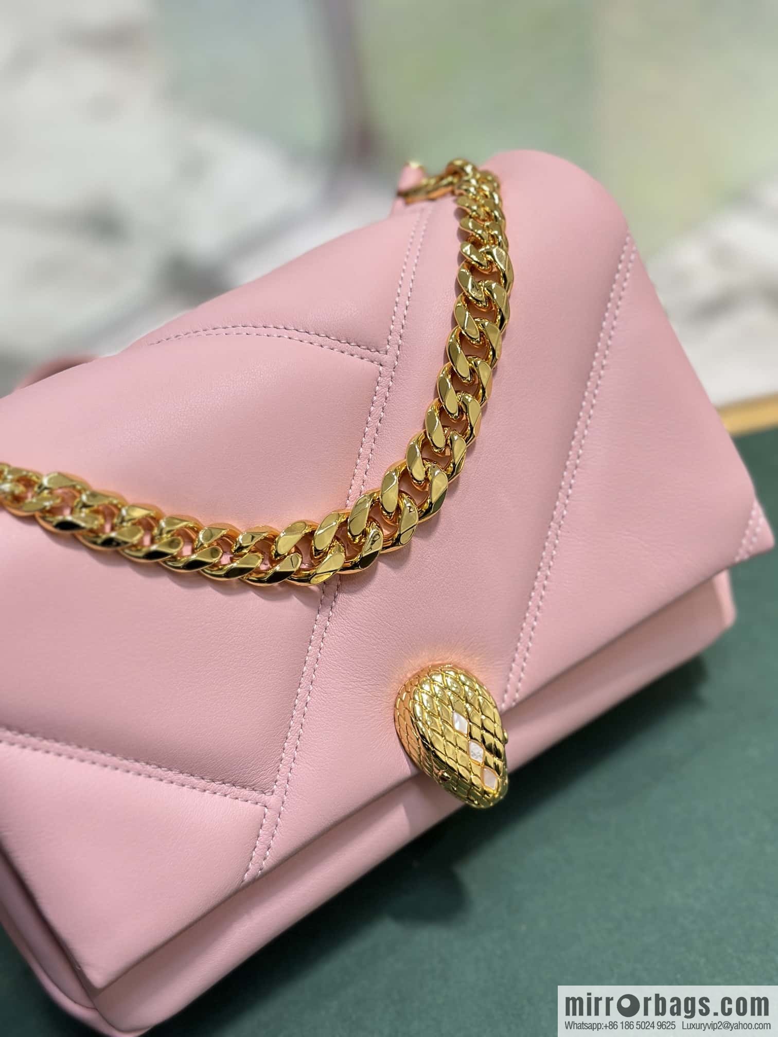 BVLGARI Bulgari SERPENTI CABOCHON series mini crossbody bag Model: 291088