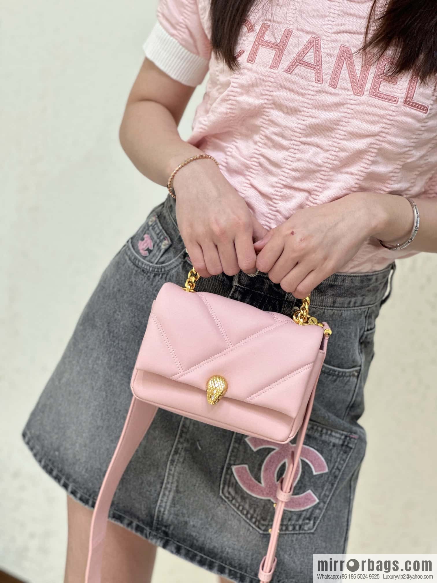 BVLGARI Bulgari SERPENTI CABOCHON series mini crossbody bag Model: 291085
