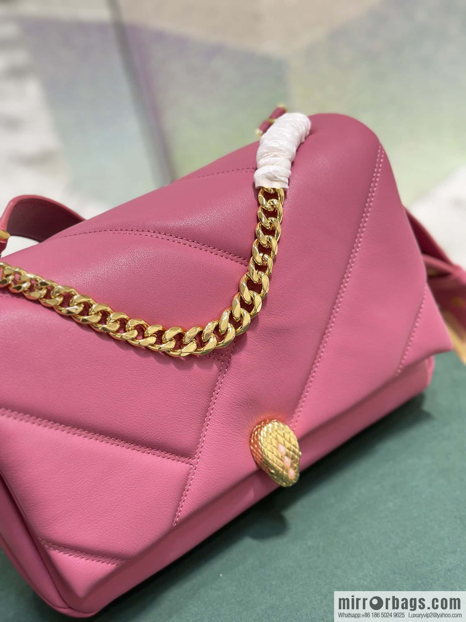 BVLGARI Bulgari SERPENTI CABOCHON series mini crossbody bag Model: 291223