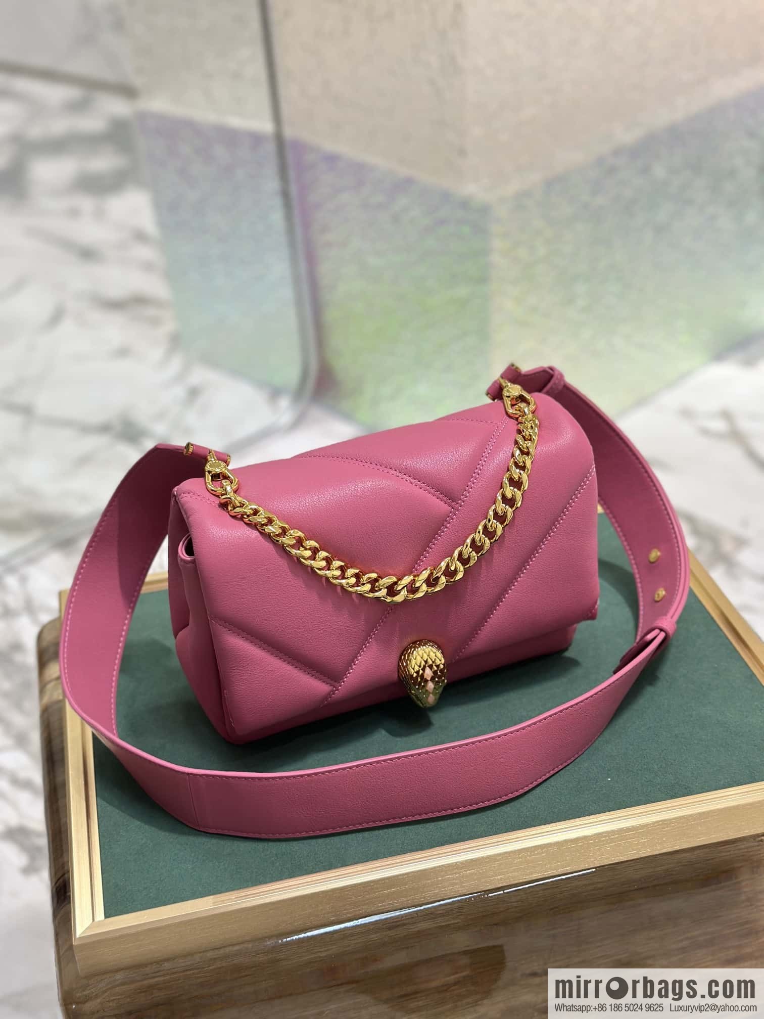 BVLGARI Bulgari SERPENTI CABOCHON series mini crossbody bag Model: 291088