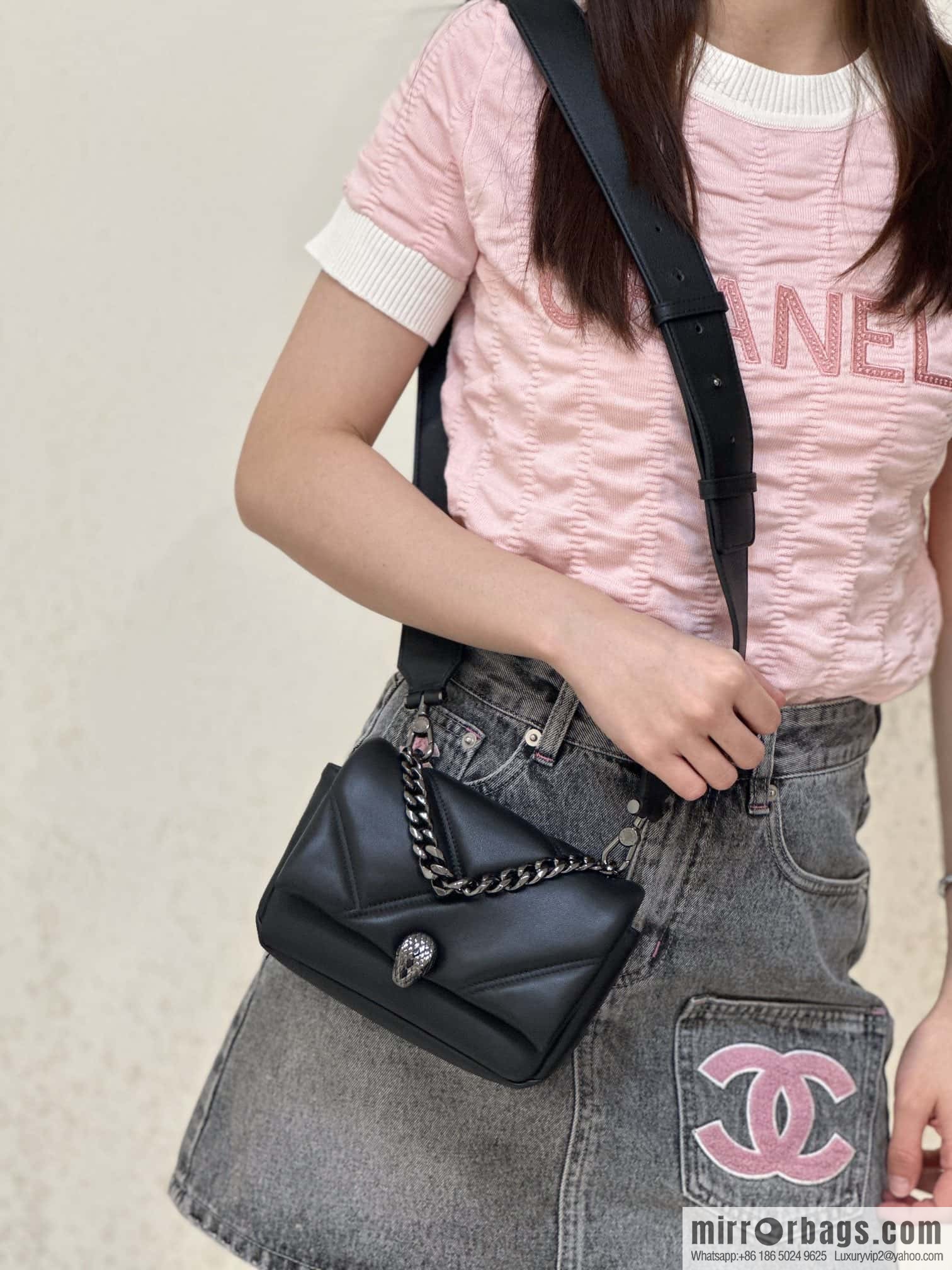 BVLGARI Bulgari SERPENTI CABOCHON series mini crossbody bag Model: 291085