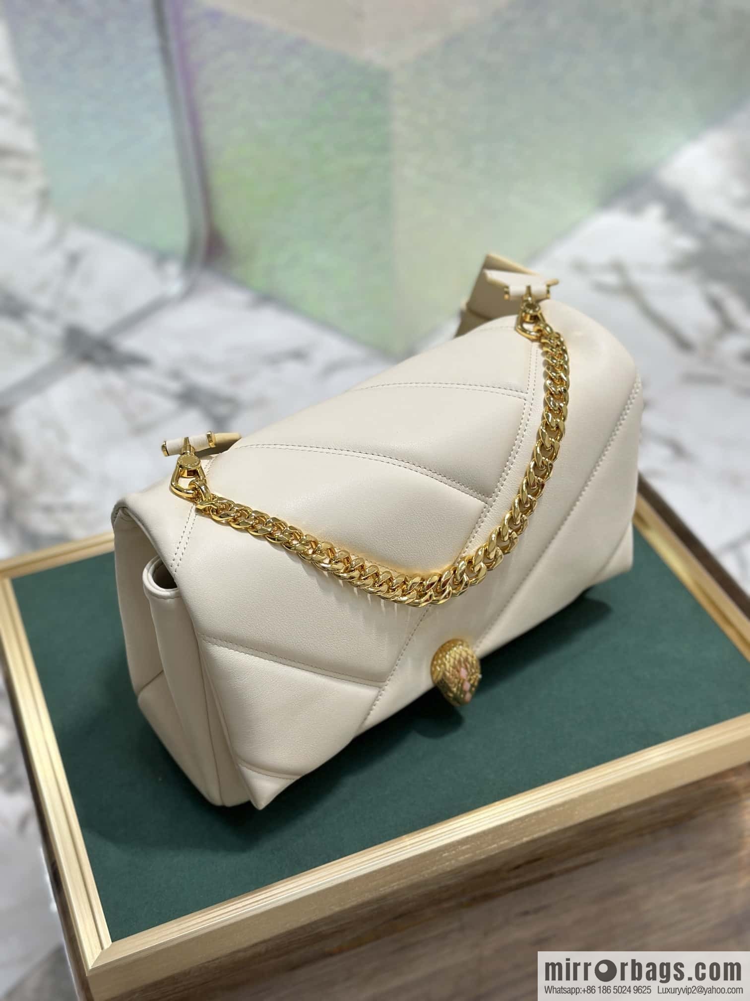 BVLGARI Bulgari SERPENTI CABOCHON series mini crossbody bag Model: 291223