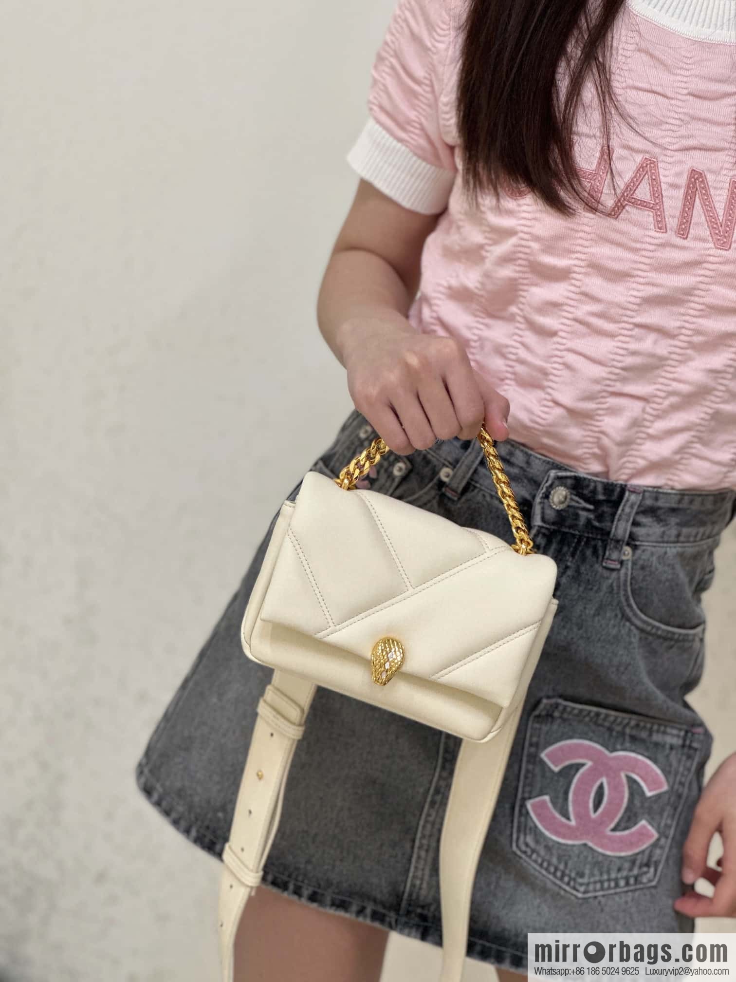 BVLGARI Bulgari SERPENTI CABOCHON series mini crossbody bag Model: 291085