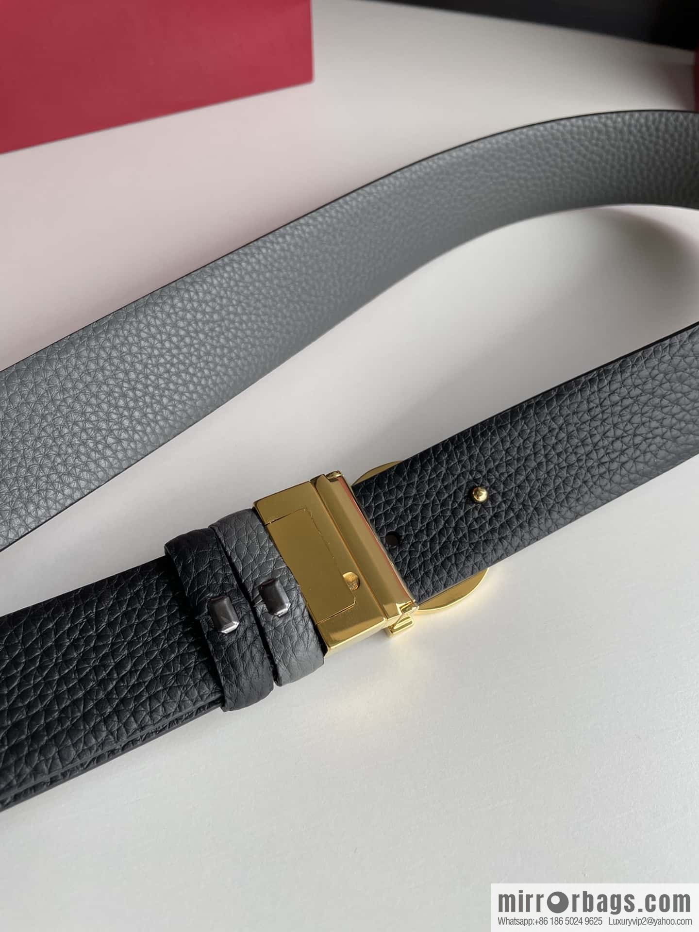 Salvatore Ferragamo Men's 3.5cm Exquisite Semicircular Horseshoe Metal Buckle Top Cowhide Double Sided Belt