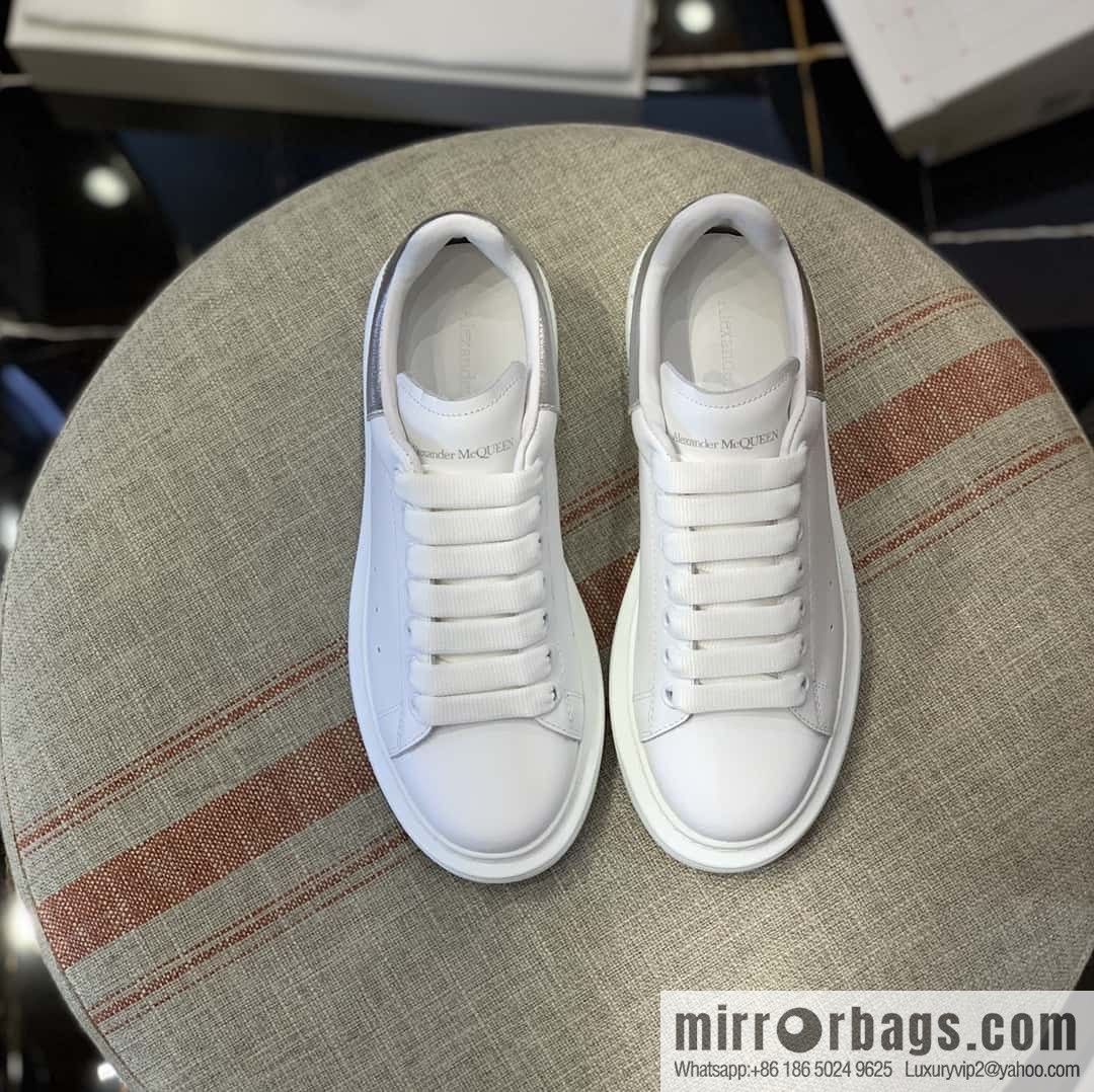 Alexander McQueen Silver Leather Tail, Same Sneakers for Men and Women