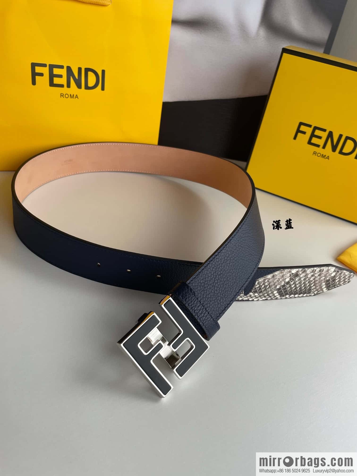 FENDI Fendi FF logo exquisite craftsmanship metal buckle first layer cowhide splicing snake skin belt