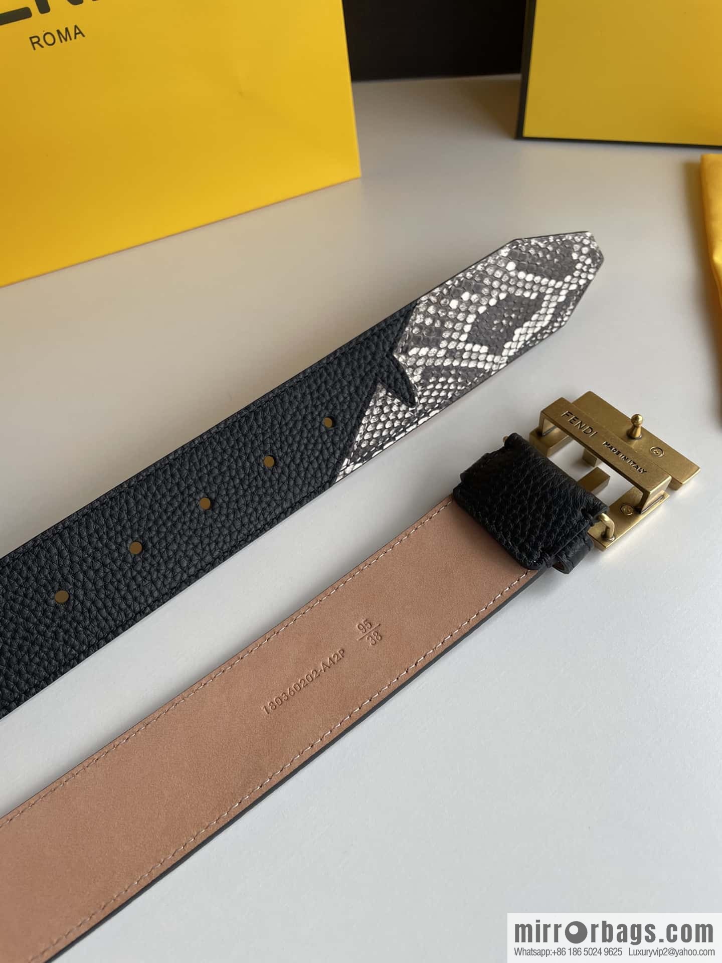 FENDI Fendi FF logo exquisite craftsmanship metal buckle first layer cowhide splicing snake skin belt