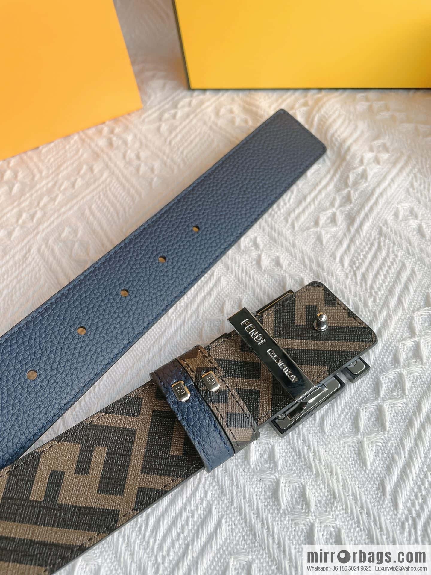 FENDI Fendi FF logo exquisite craftsmanship metal buckle, first layer cowhide double-sided belt 4.0cm