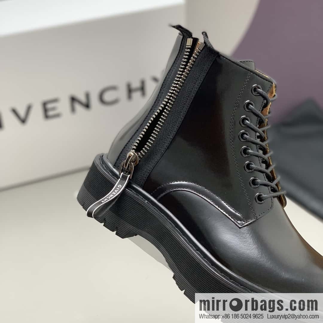 Givenchy/Givenchy, Cowhide, Men's Lace-Up Boots
