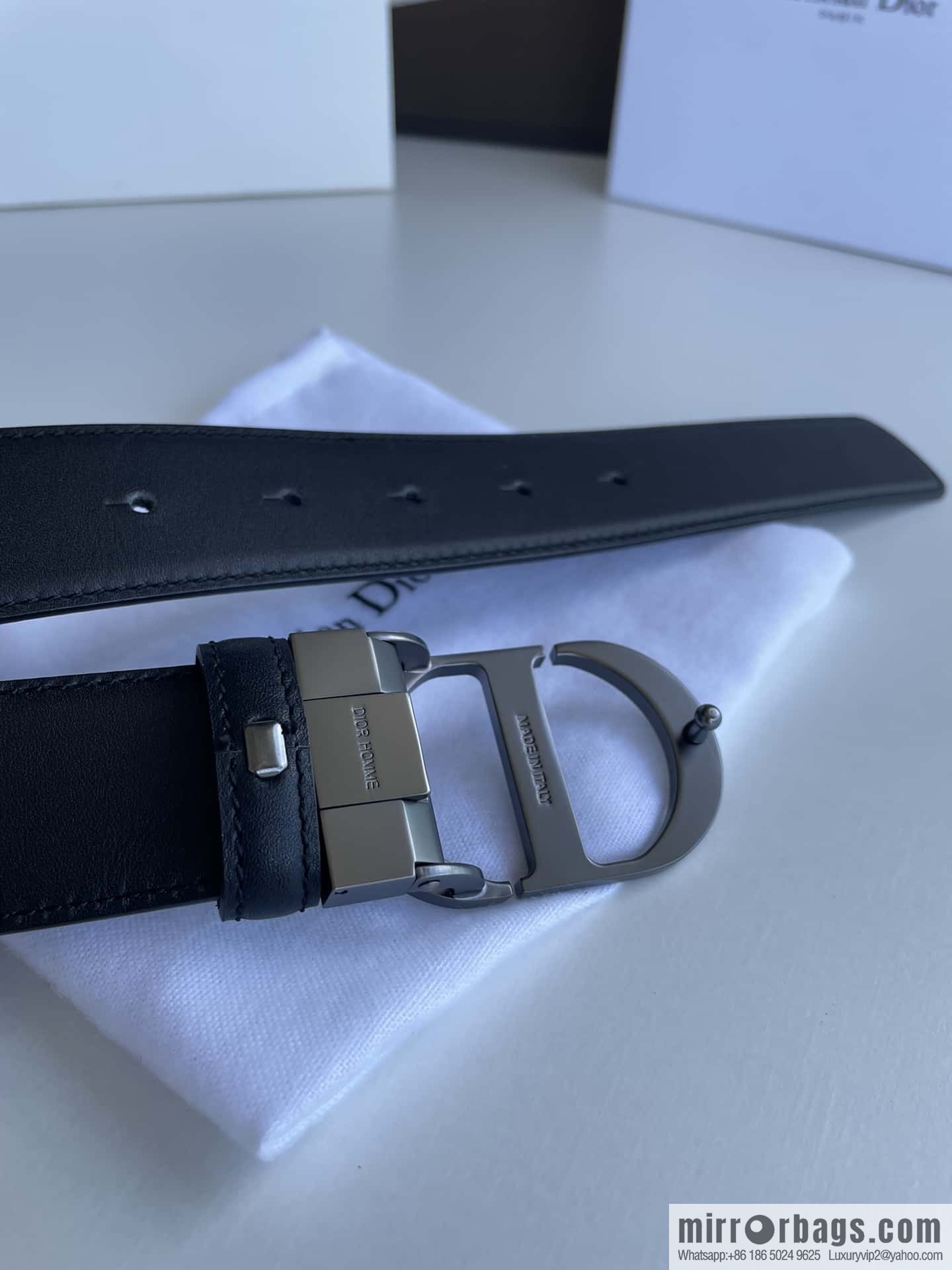 Dior, imported first layer cowhide matte texture metal buckle men's waist practical and embellished belt