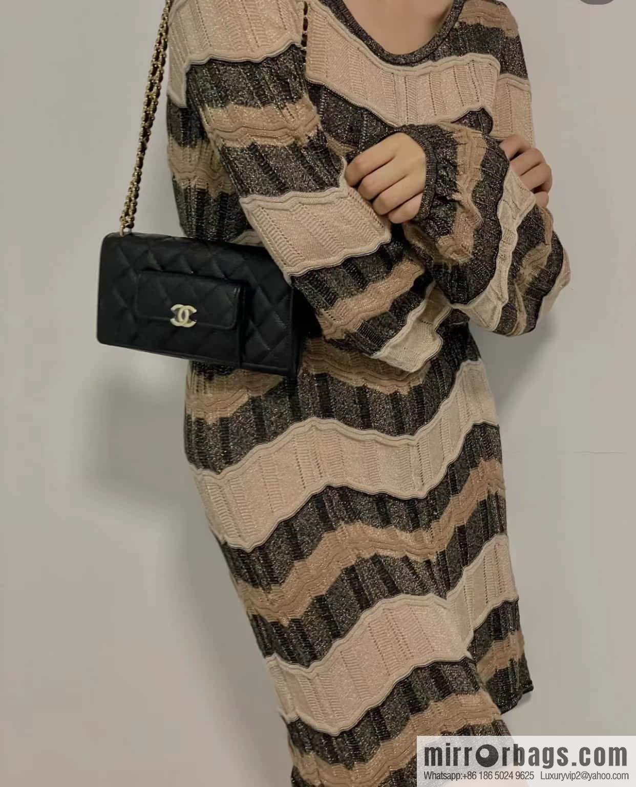 CHANEL 22A Advanced Handicraft Series WOC AP2830