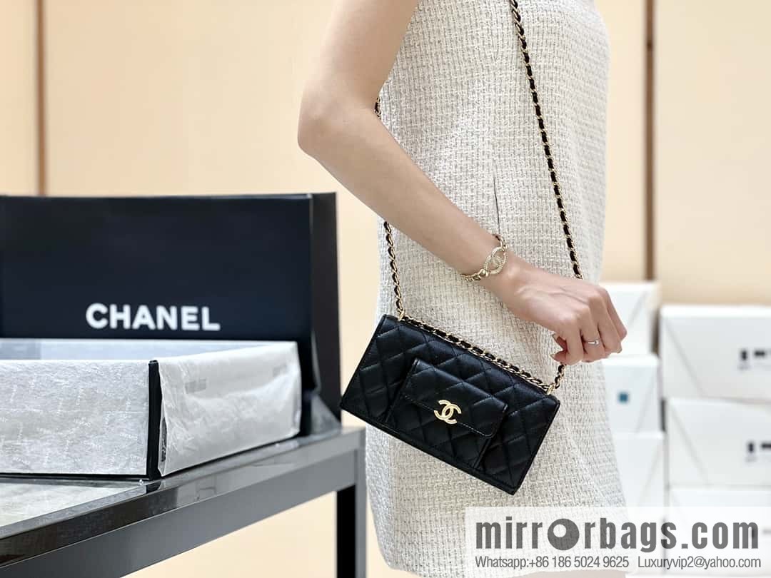CHANEL 22A Advanced Handicraft Series WOC AP2830