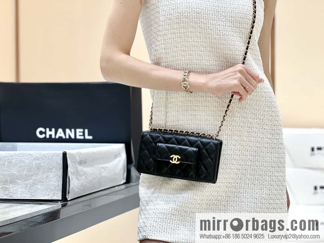 CHANEL 22A Advanced Handicraft Series WOC AP2830