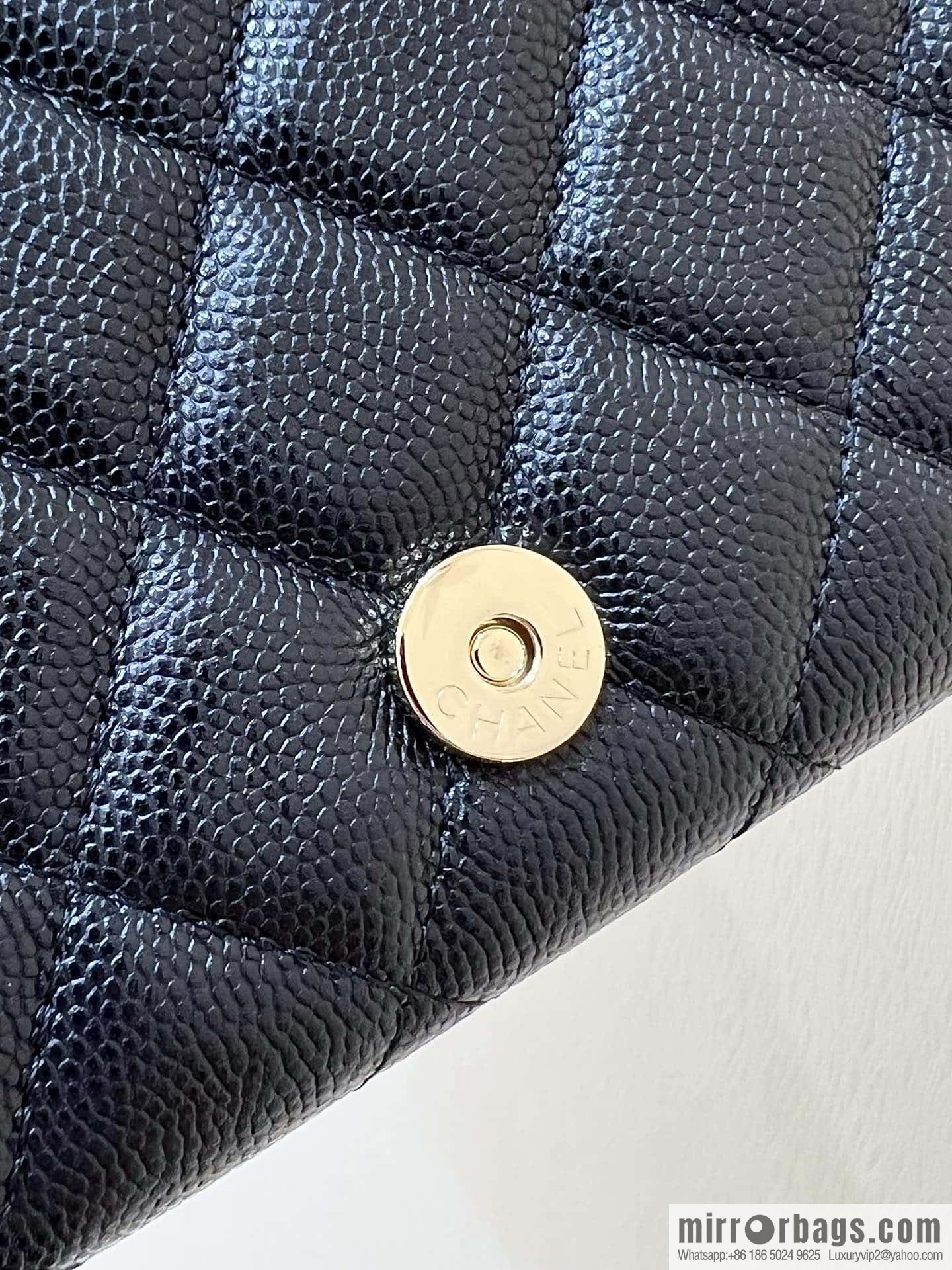 CHANEL 22A Advanced Handicraft Series WOC AP2830