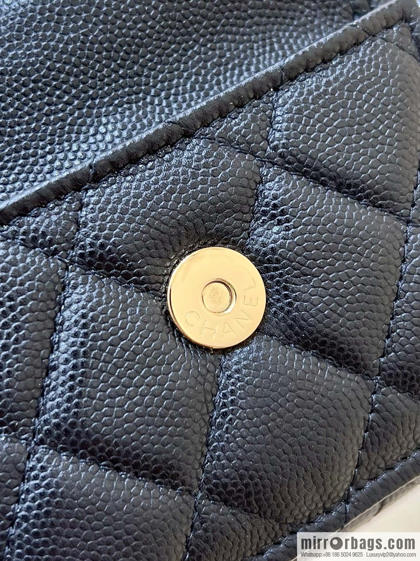 CHANEL 22A Advanced Handicraft Series WOC AP2830