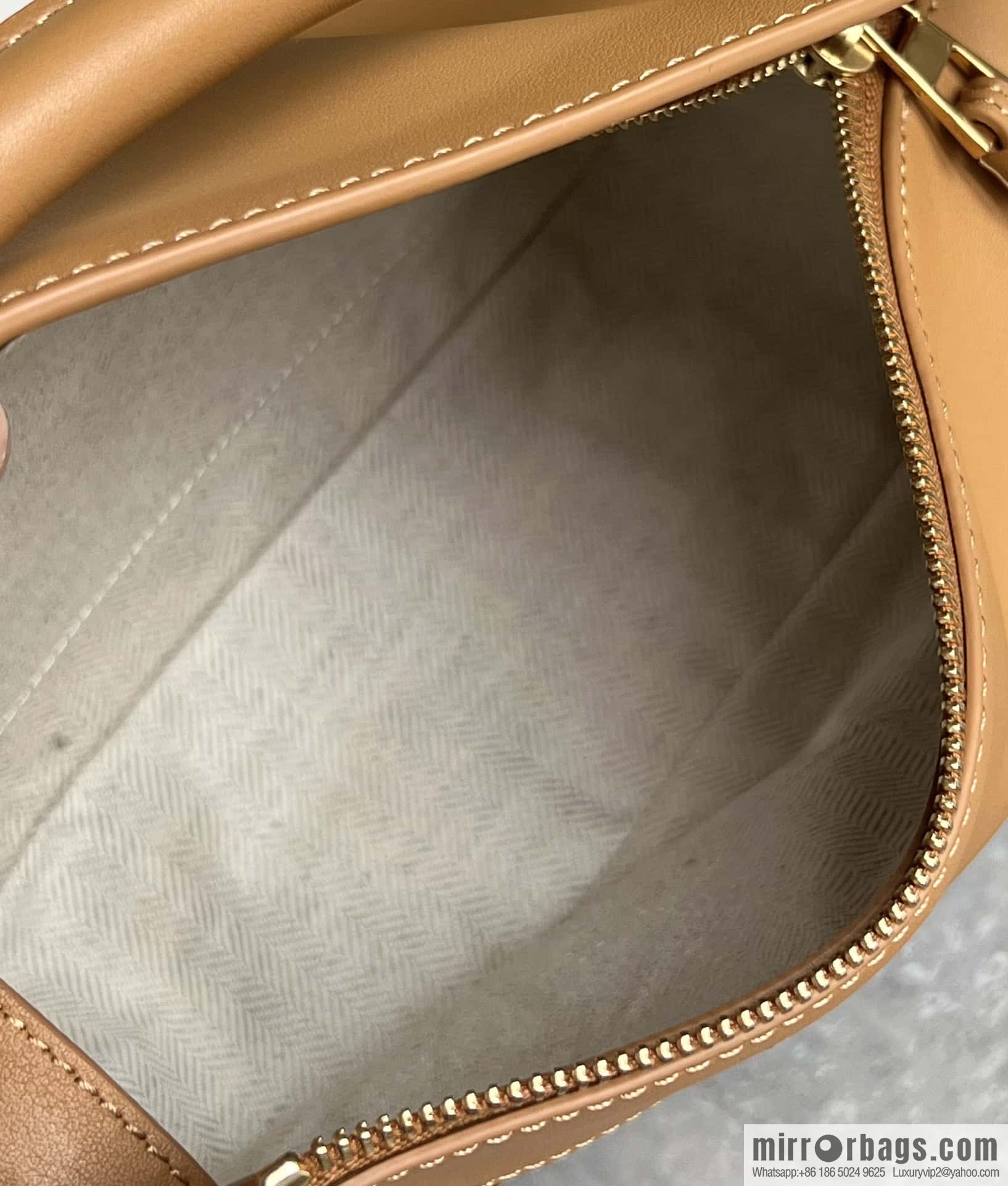 LOEWE Puzzle 24CM bag leather small geometric bag 0681
