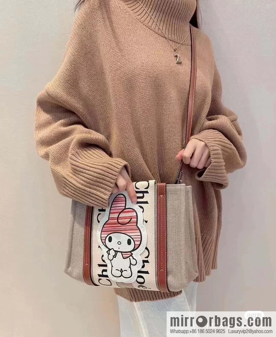 Chloe x My Melody joint, small Melody tote bag 26.5CM.