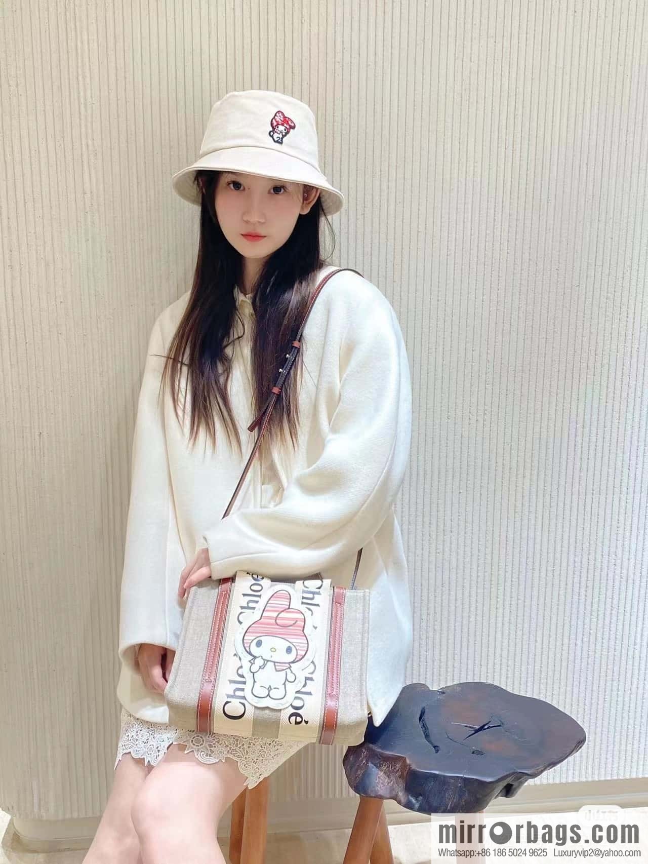Chloe x My Melody joint, small Melody tote bag 26.5CM.