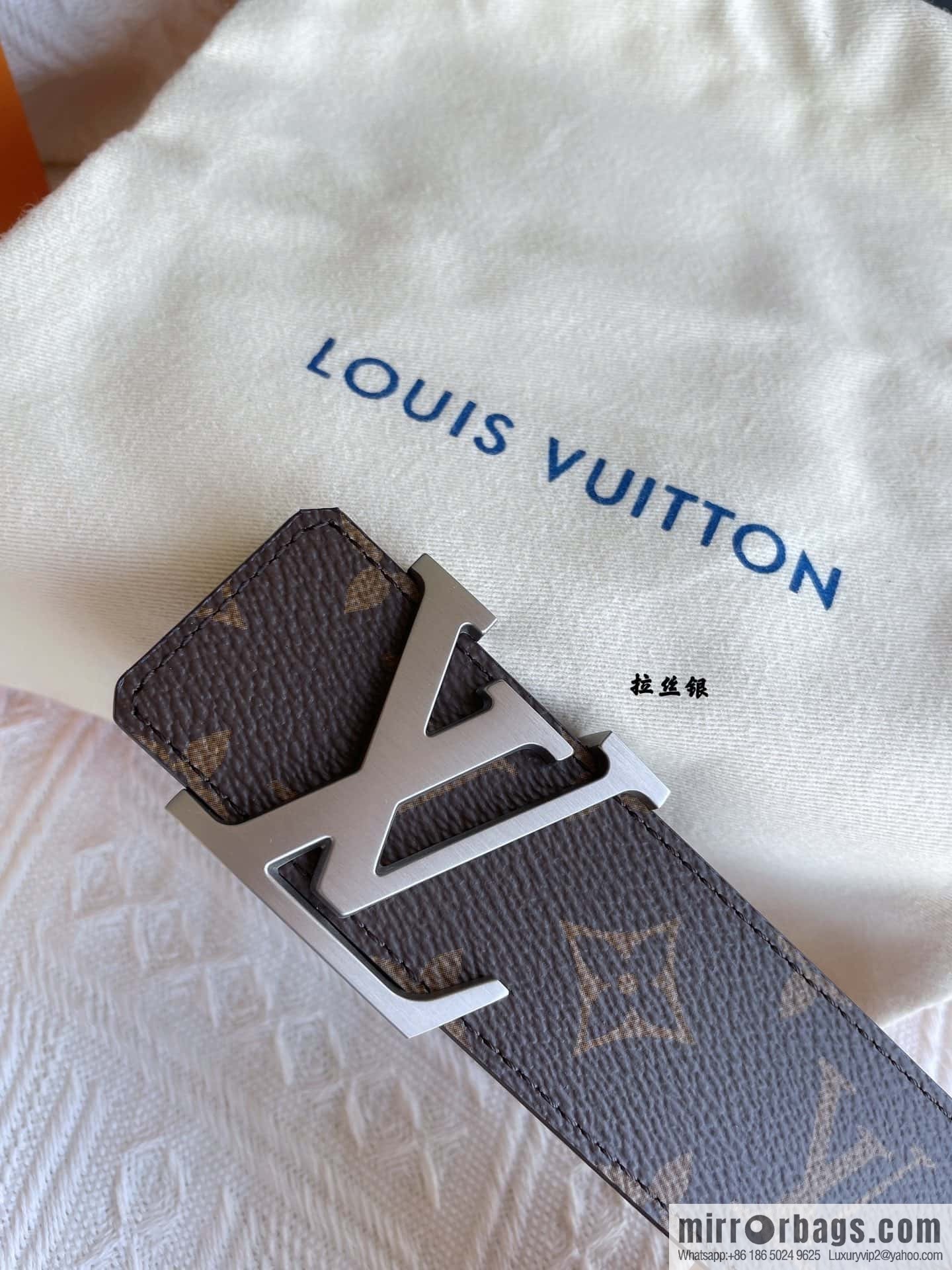 LOUIS VUITTON Classic brown checkerboard/black checkerboard/presbyopia 40mm belt