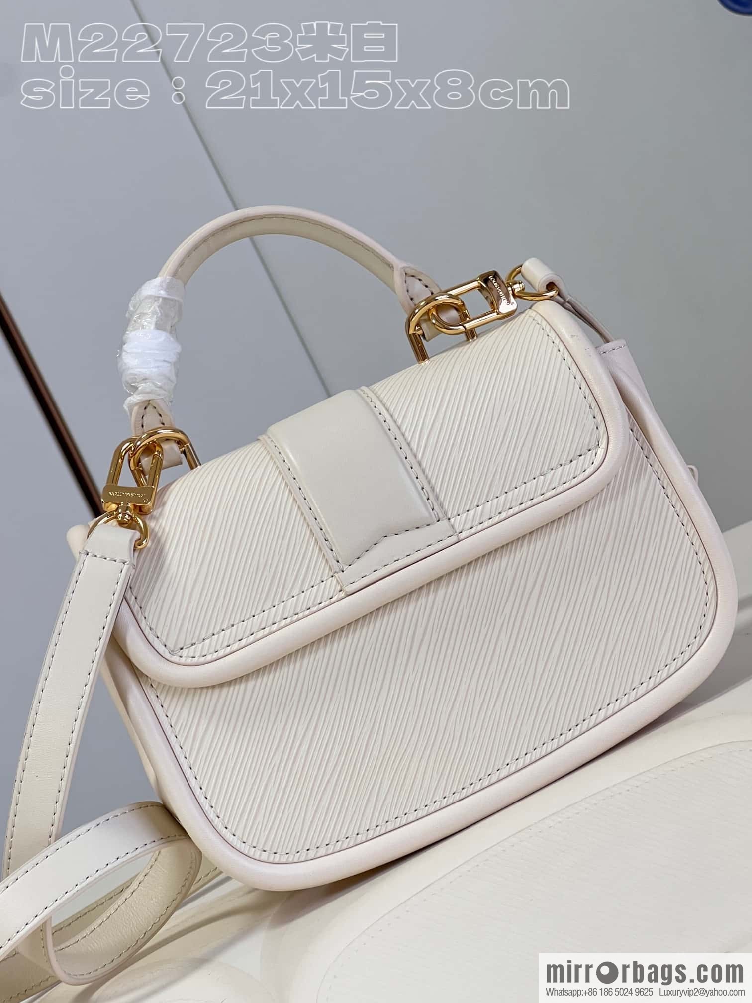 LV M22720 HIDE AND SEEK BAG