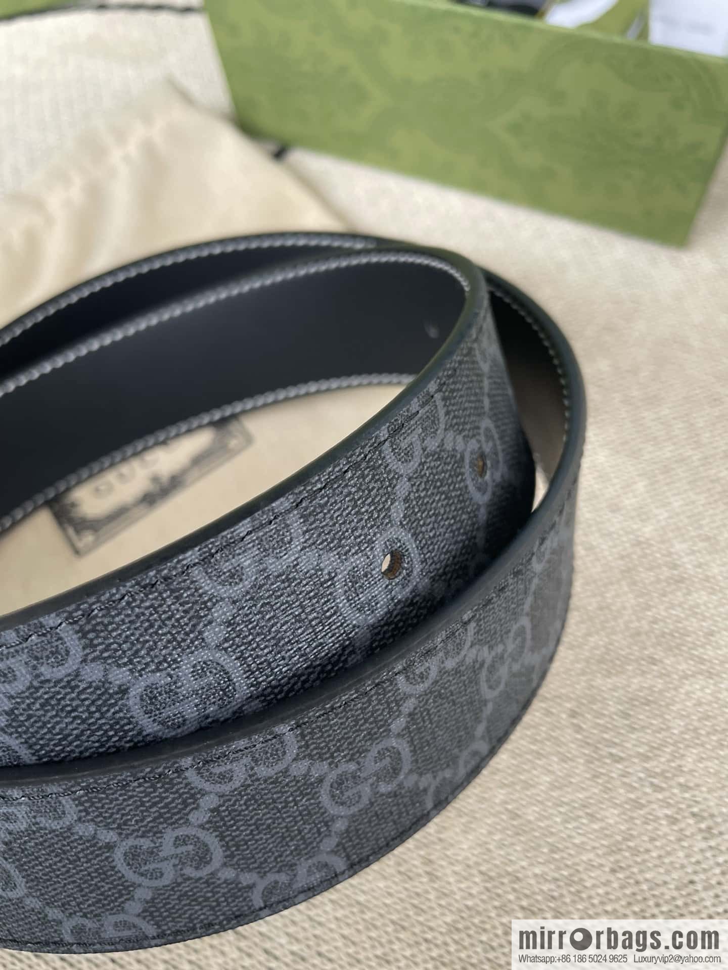 GUCCI Gucci, Classic PVC Material Double G Button Head Men's Double G Belt