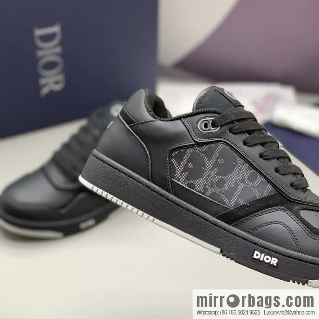 Dior B27 low-top sneakers with beige and black Oblique print inlay on the side